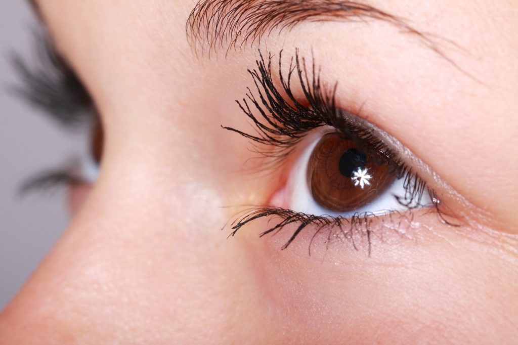Obtenir la meilleure chirurgie des paupières blépharoplastie