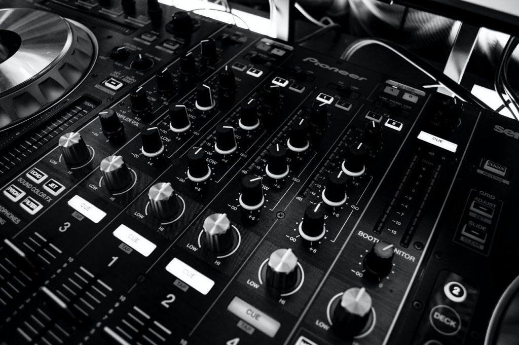 Comment faire connaitre sa musique ? marketing pour dj