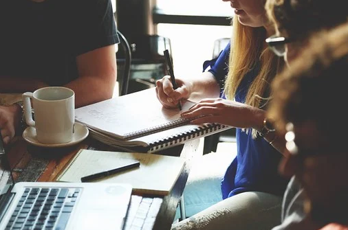 Opportunité d’investissement sur l’île Maurice : La performance de l’outsourcing et des services BPO La performance de l’outsourcing et des services BPO