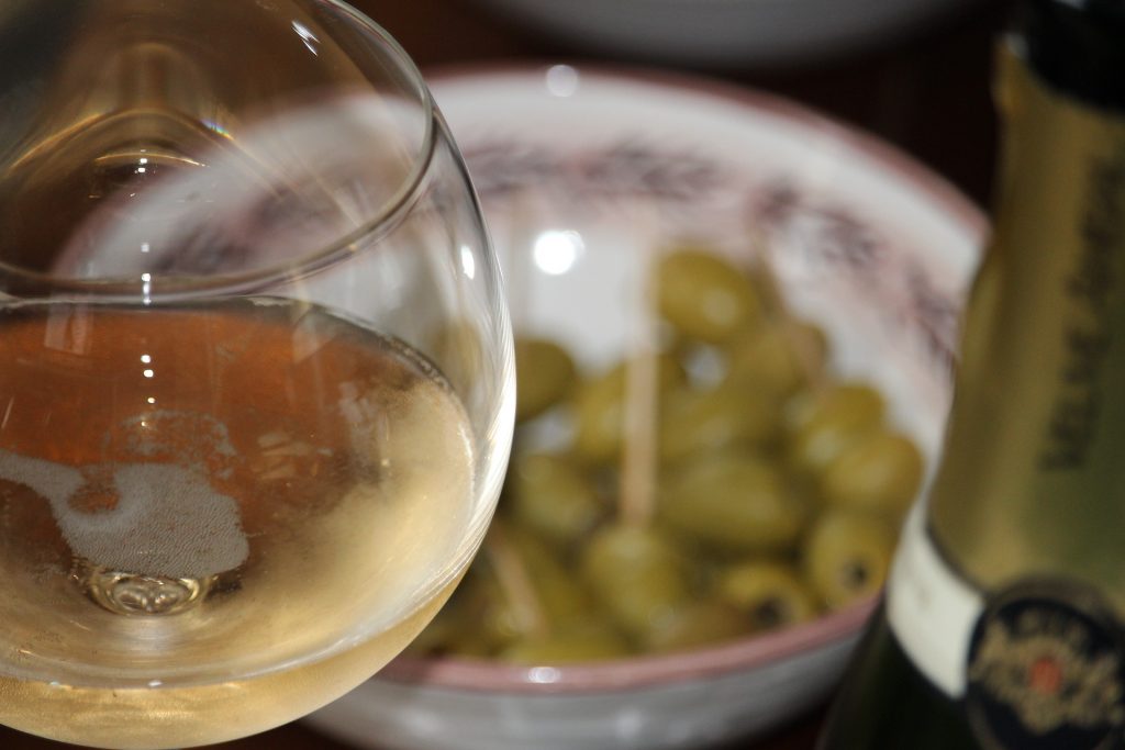 La livraison d’apéro à domicile : un service pour simplifier vos soirées La livraison d’apéro à domicile : un service pour simplifier vos soirées