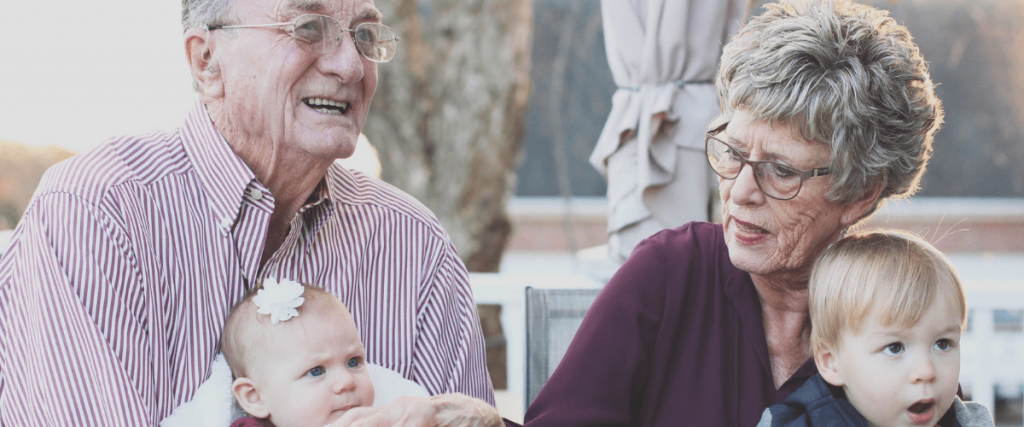 L’effet positif des poupées thérapeutiques pour la démence bébé reborn pour les personnes atteintes de la maladie d'alzheimer