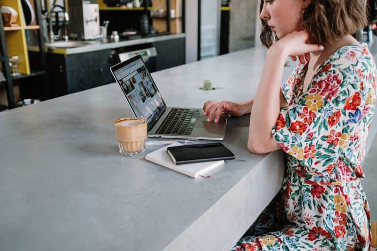 Comment une agence web peut vous aider à obtenir plus de clients ? Agence web