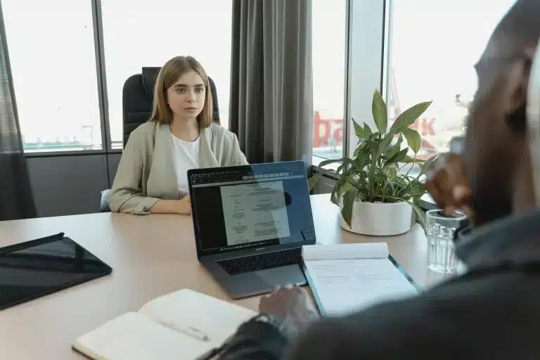 Personnalisation du CV et de la lettre de motivation : un effort qui porte ses fruits ?
